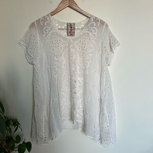 Johnny Was Wicktoria Eyelet Short Sleeve Rayon Tunic Top White Size M